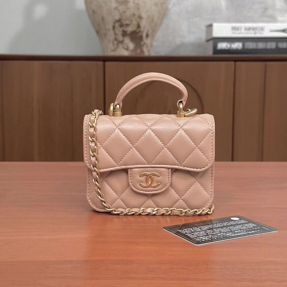 Chanel Women Pre-Loved Bag Very Good Condition